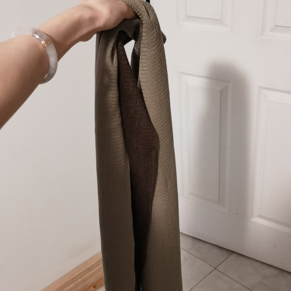 two tone cashmere wool blend scarf. tan x brown.